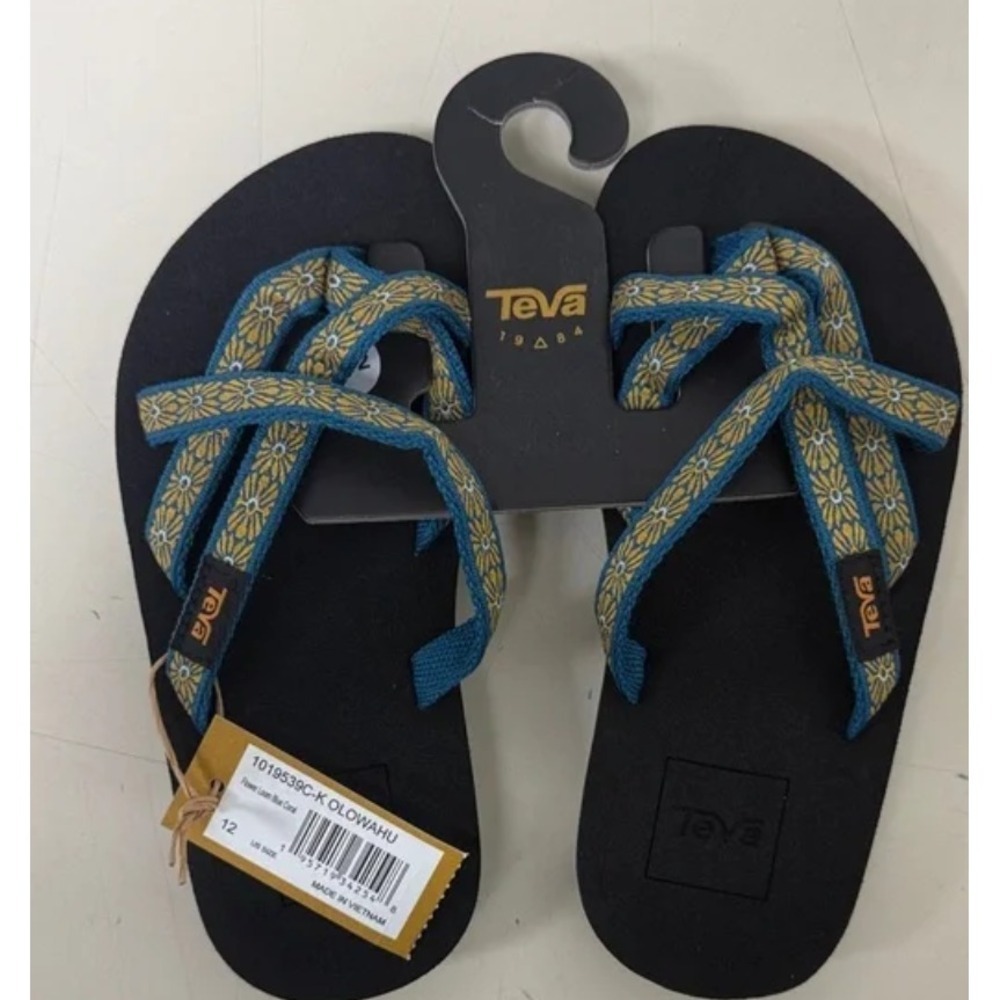 Teva Little Girl's K12 Blue Gold Olowahu Flip Flop Sandals